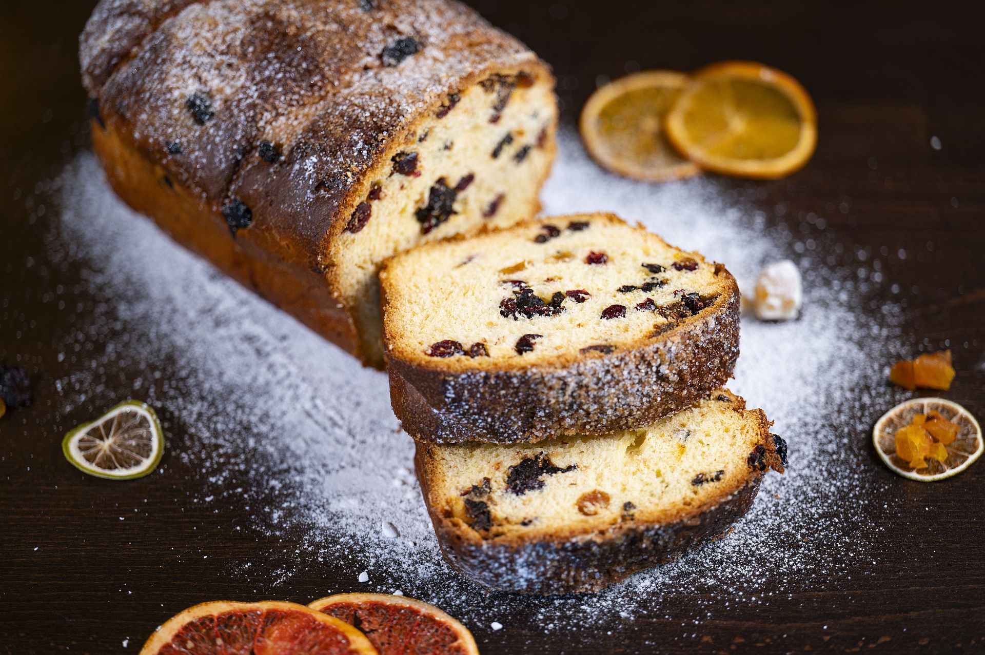 Traditional Romanian Sweet Bread with Turkish Delight and Candied Fruits - imagine 3